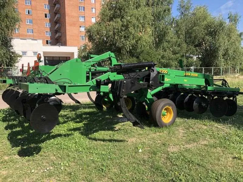 john deere 2700 specs
