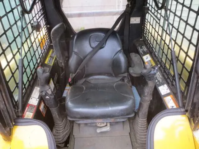 john deere 322 skid loader specs