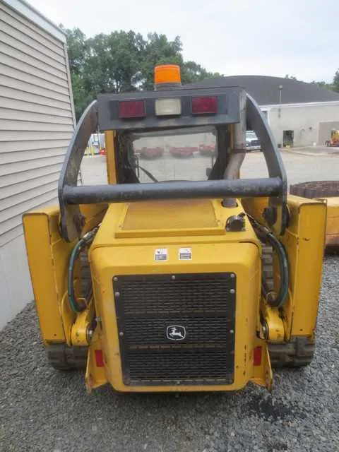 john deere 322 skid steer specs