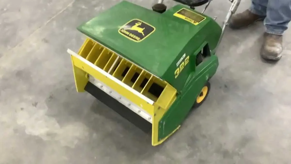 john deere 322 snow blower specs