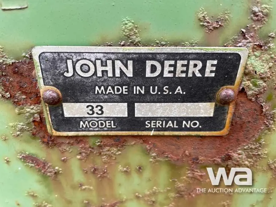 john deere 33 spreader specs