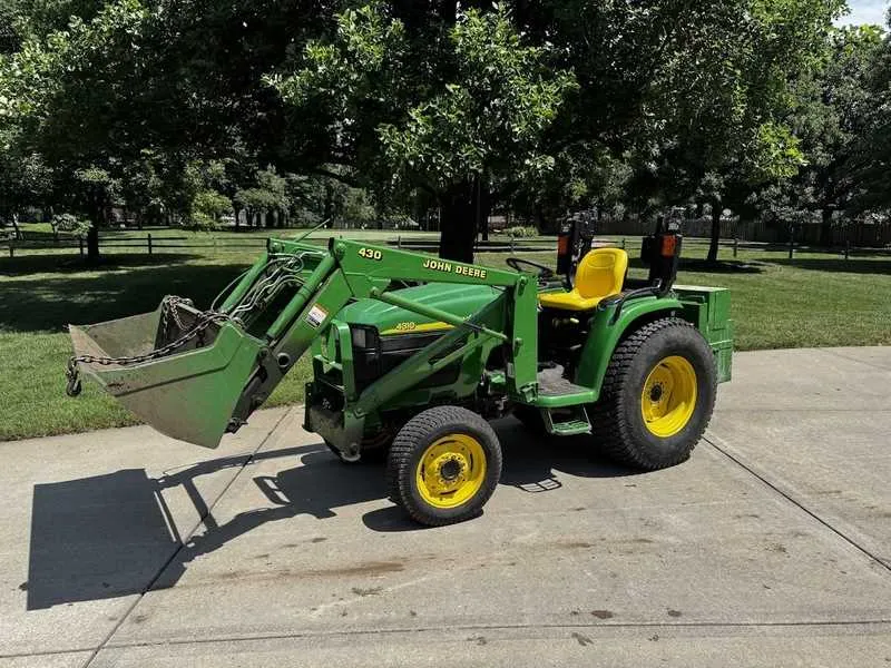 john deere 4300 tractor w 430 loader specs