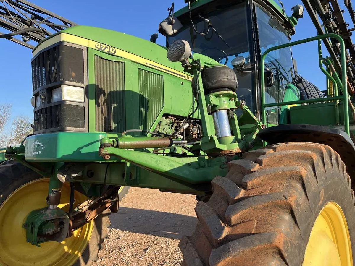 john deere 4710 spec