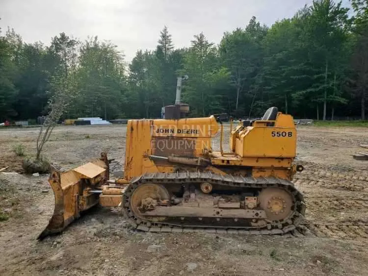 john deere 550 b specs