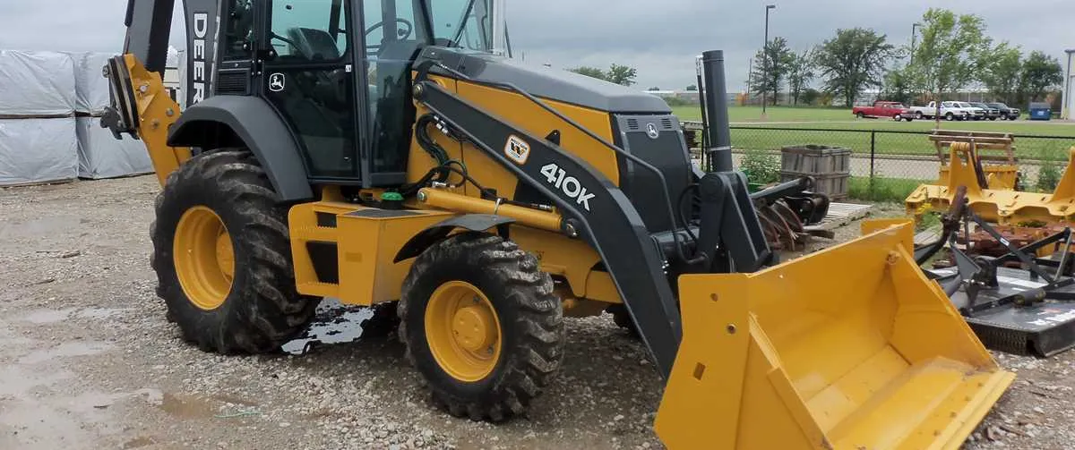 john deere 610 backhoe specs