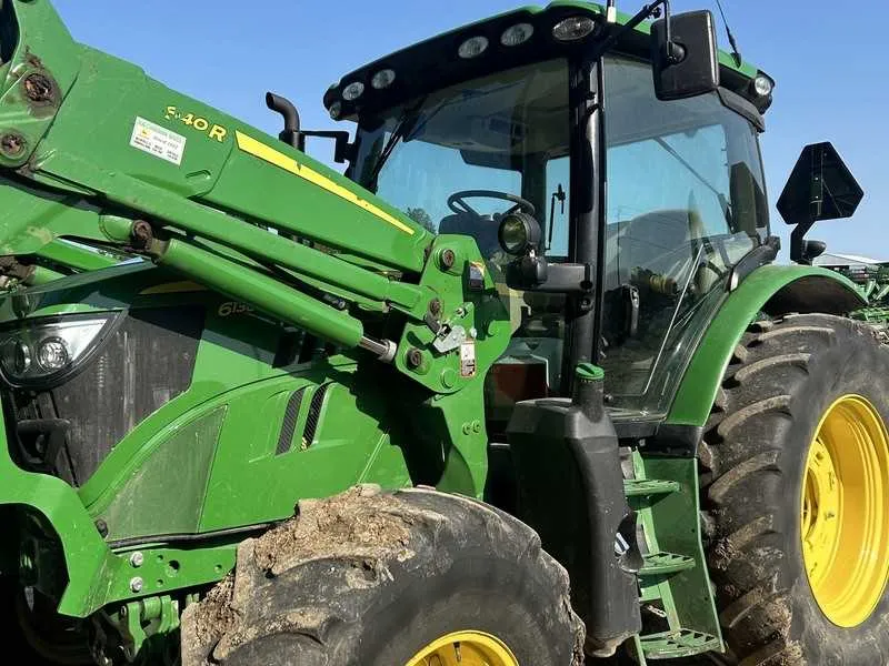 john deere 6130r tractor specs