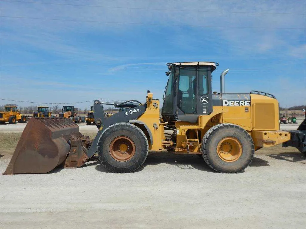 john deere 624e loader specs