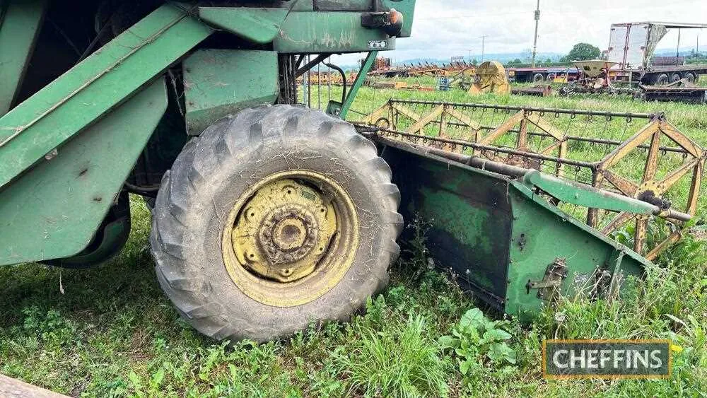 john deere 630 combine specs