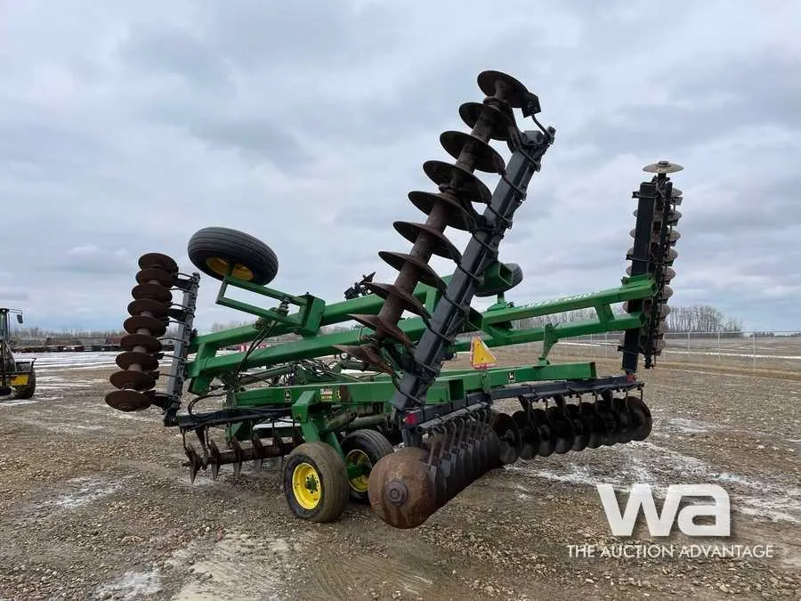 john deere 630 disc specs