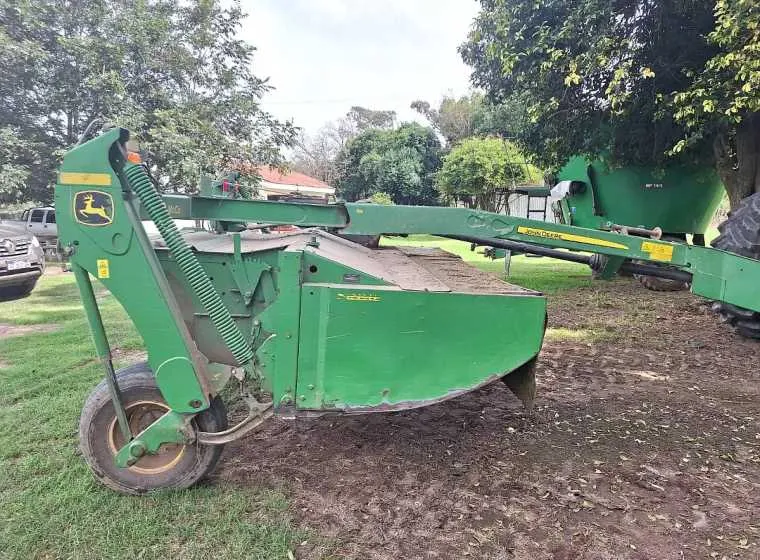 john deere 630 moco specs
