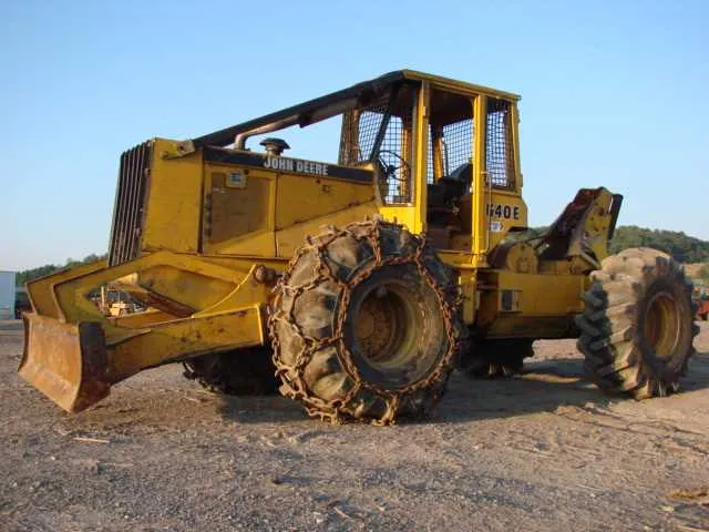 john deere 640d specs