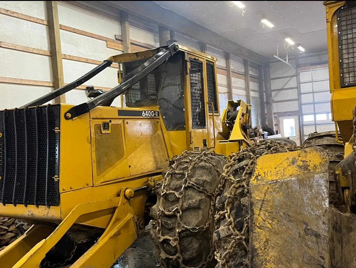 john deere 640g skidder specs