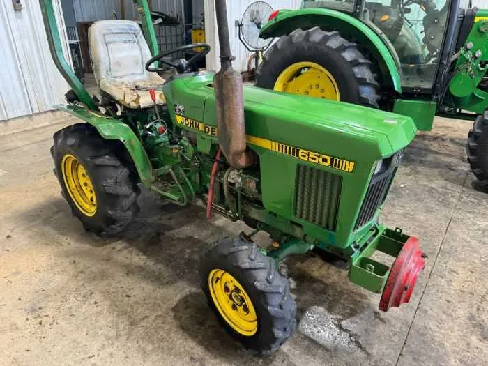john deere 650 4x4 specs