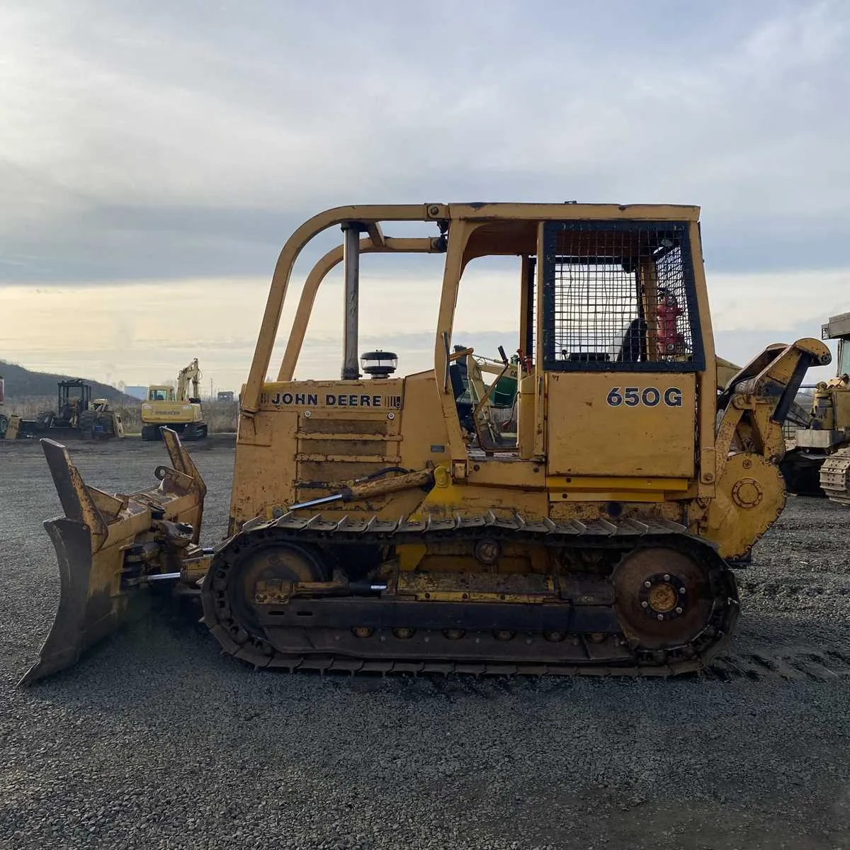 john deere 650g crawler specs