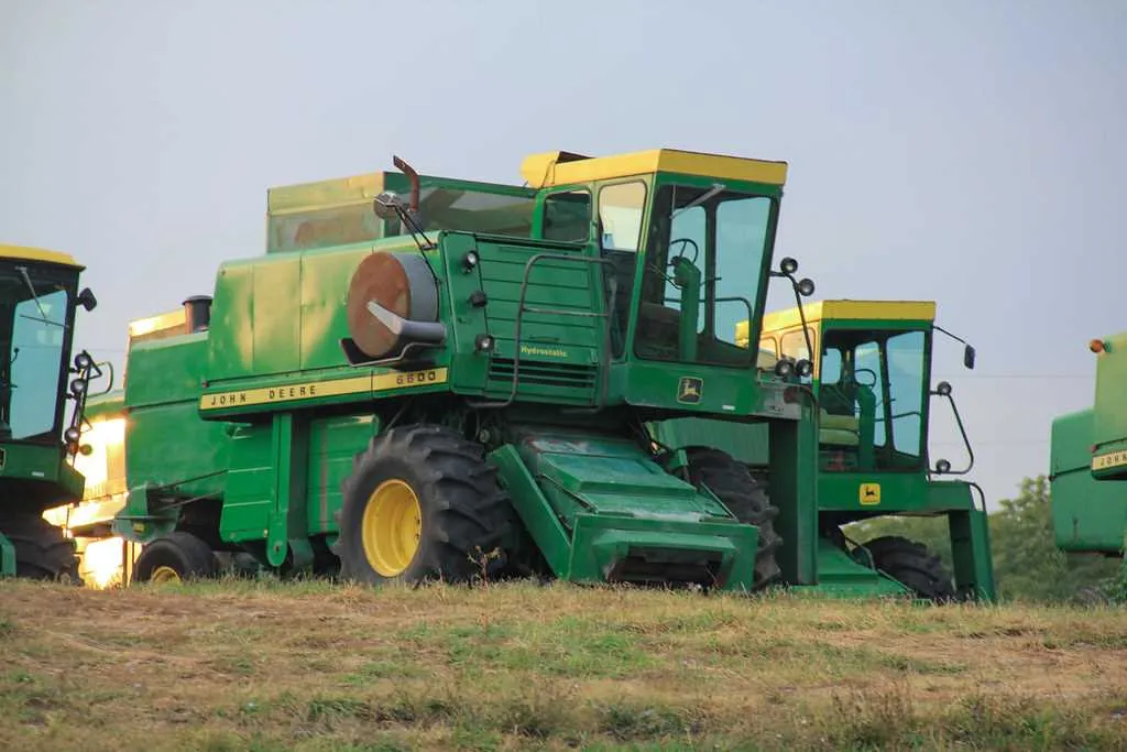 john deere 6600 specs