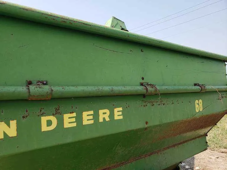 john deere 68 auger wagon specs
