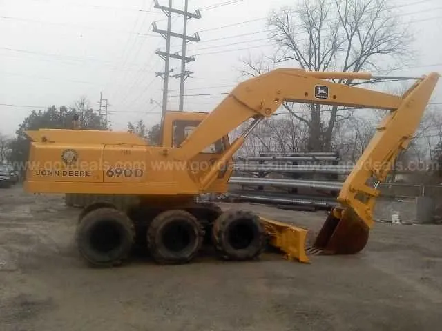 john deere 690d specs