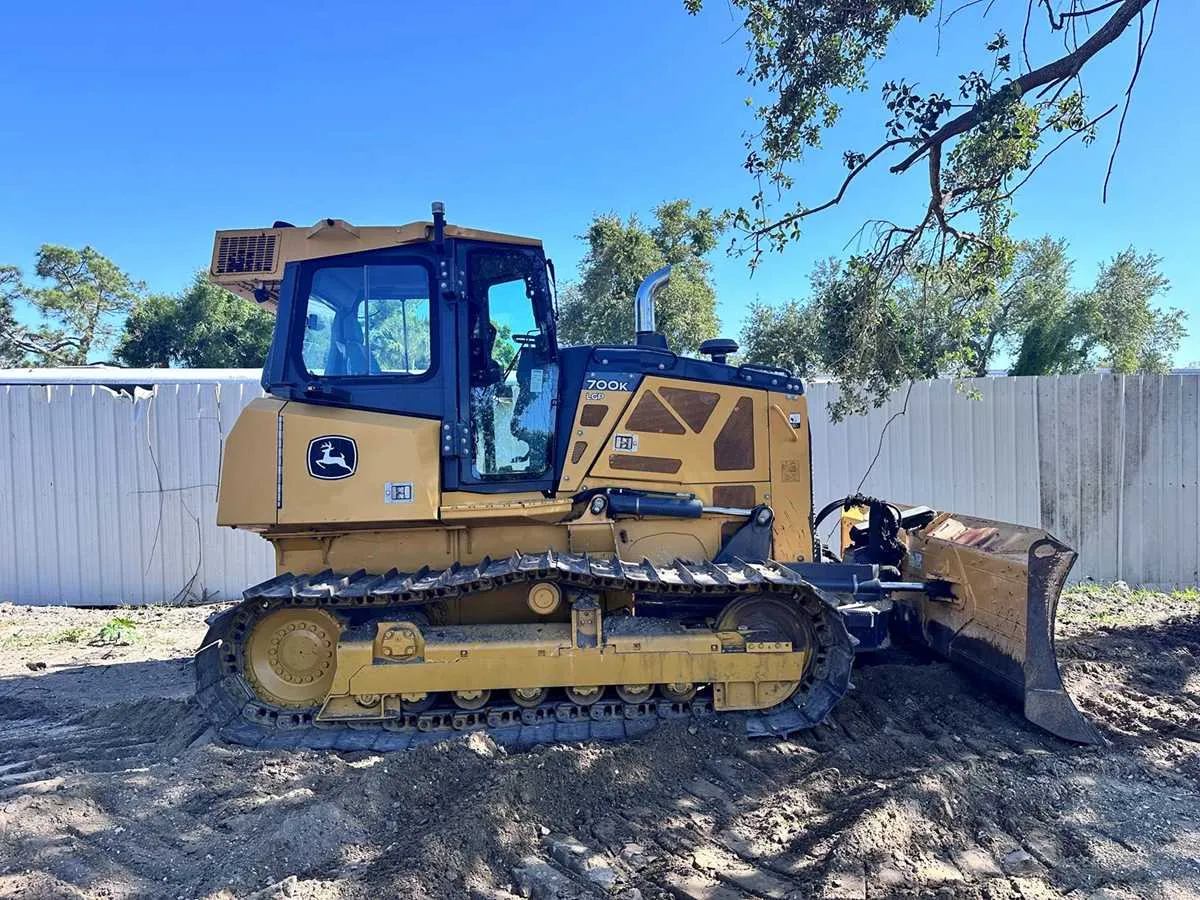 john deere 700k lgp specs