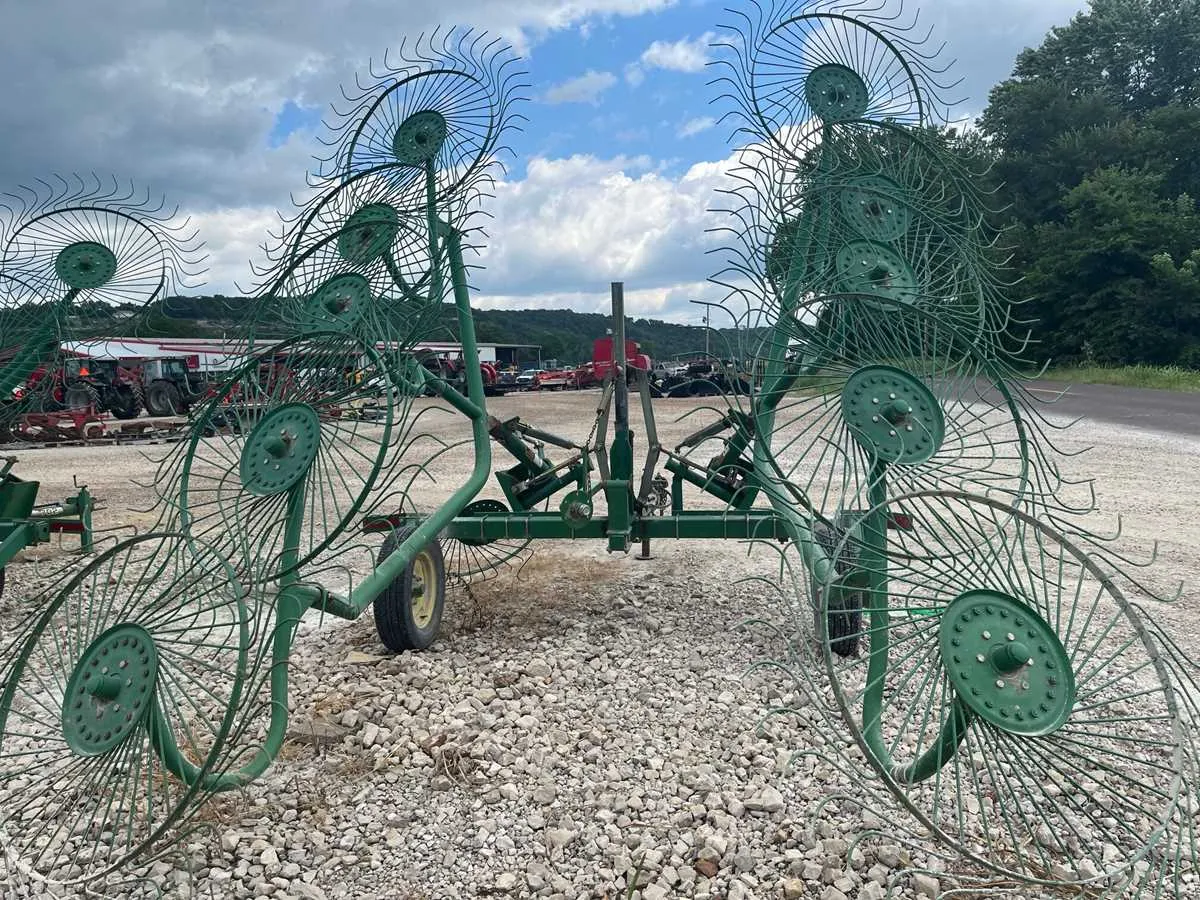 john deere 702 hay rake specs