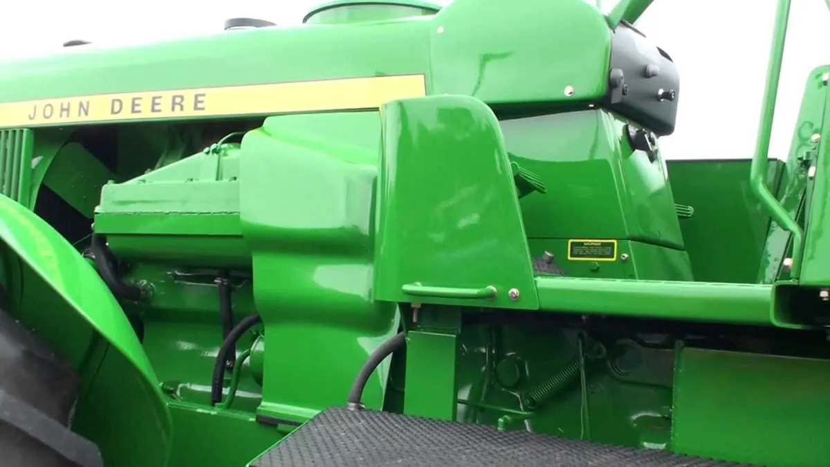 john deere 7520 engine specs