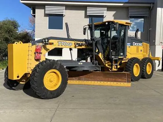 john deere 770gp grader specs