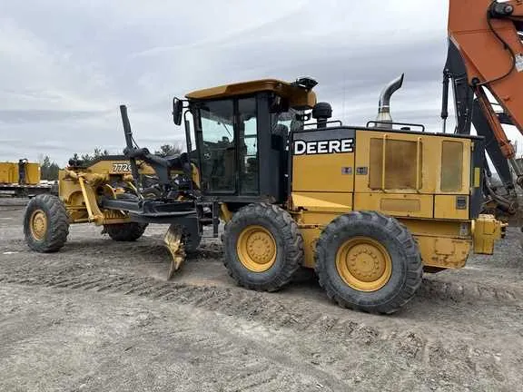 john deere 772g motor grader specs
