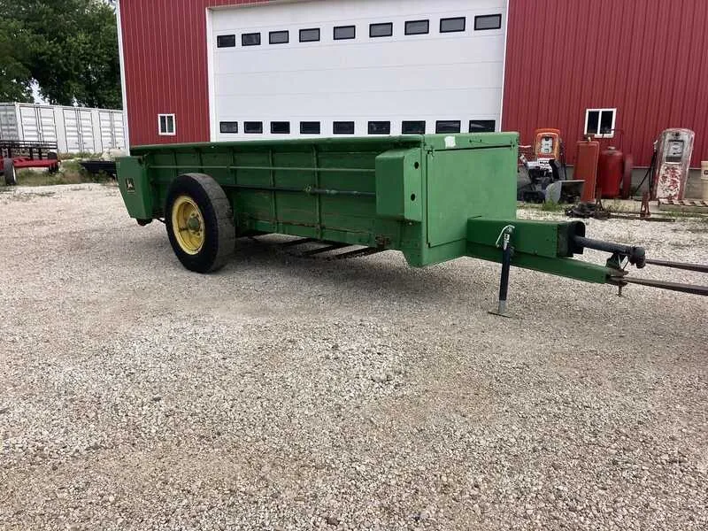 john deere 785 manure spreader specs