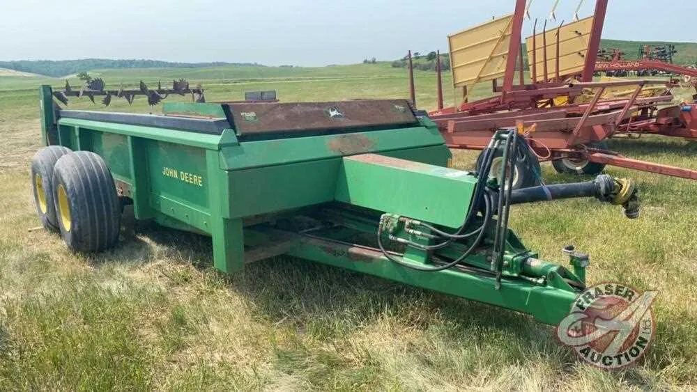 john deere 785 manure spreader specs