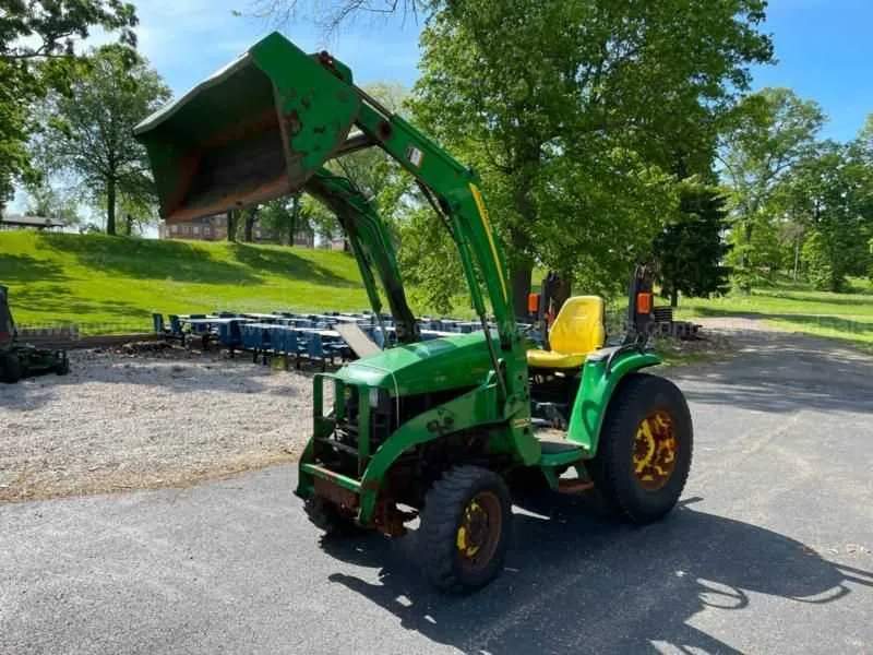 john deere 790 300 loader specs
