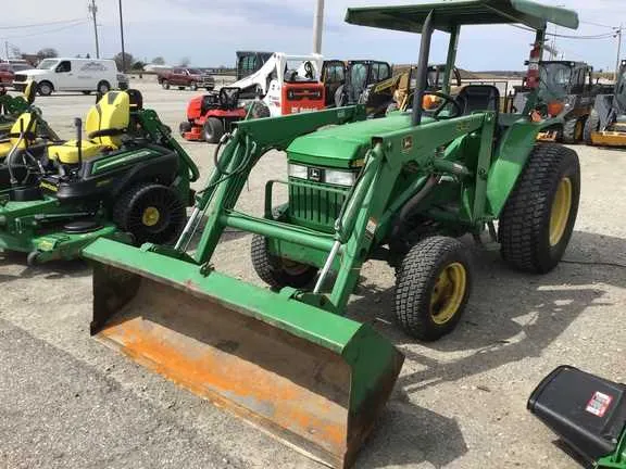 john deere 870 with loader specs