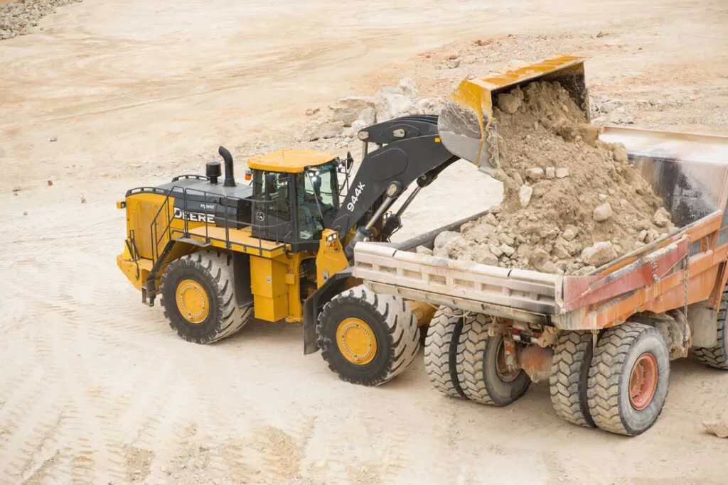 john deere 944k specs