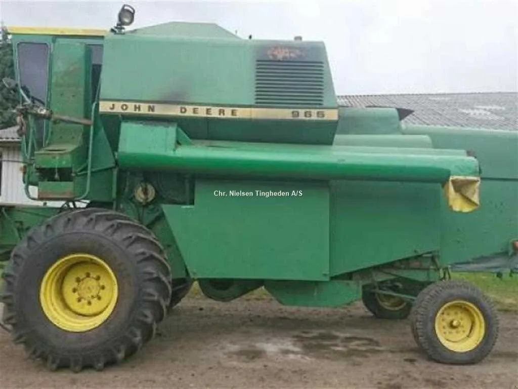 john deere 965 combine harvester specs