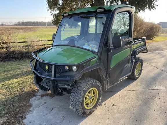john deere gator 835m specs