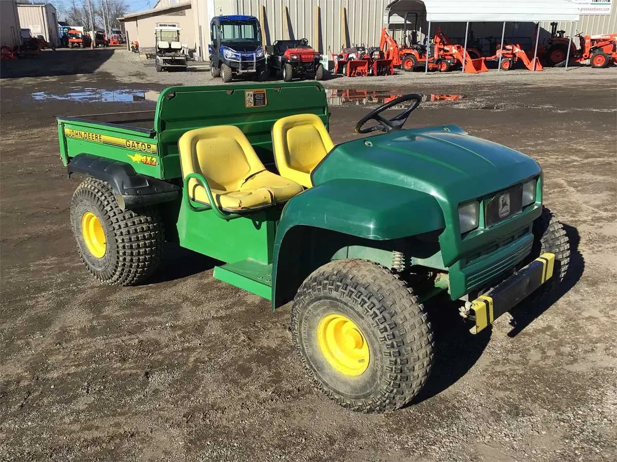 john deere gator 835r specs
