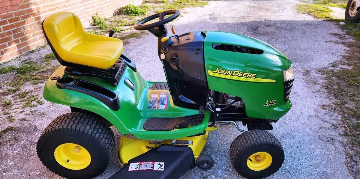 john deere l105 specs