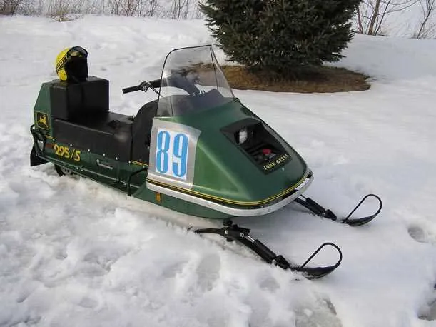 john deere snowmobile track specs