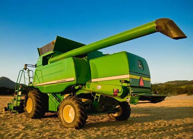 john deere t670 specs