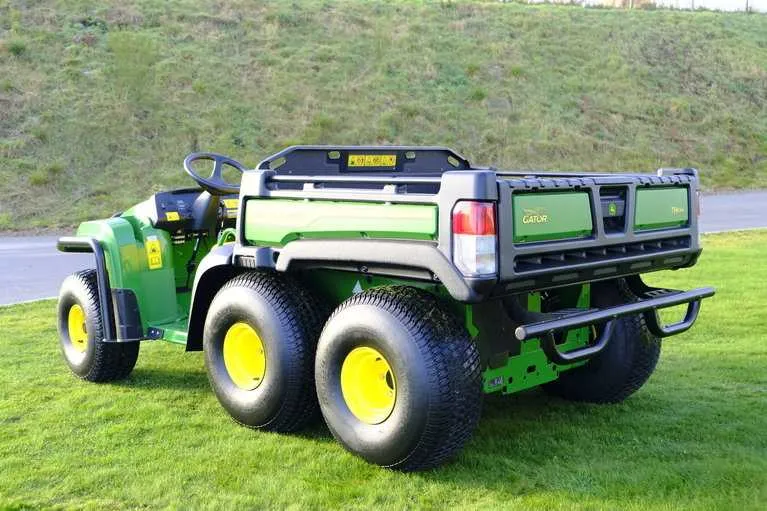 john deere th 6x4 gator specs