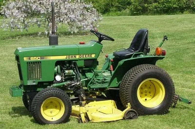 john deere tractor 650 specs