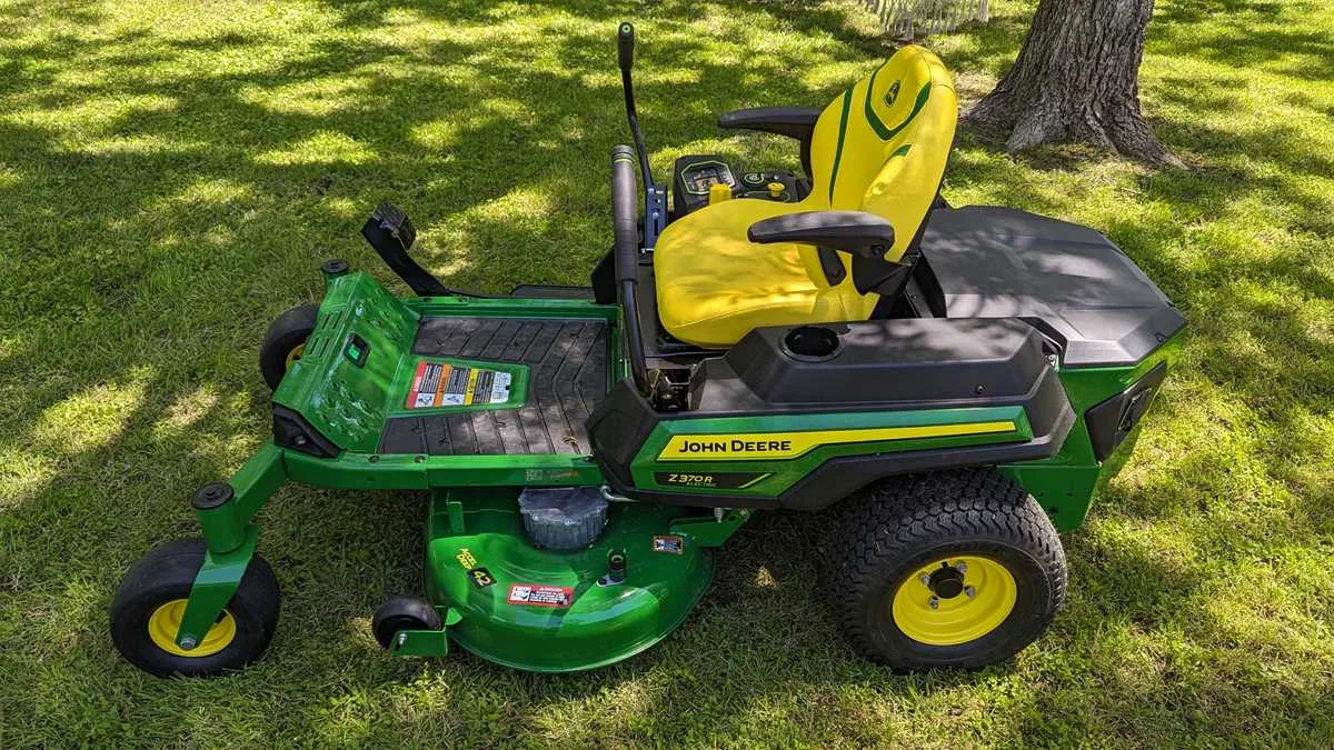 john deere zero turn mower specs