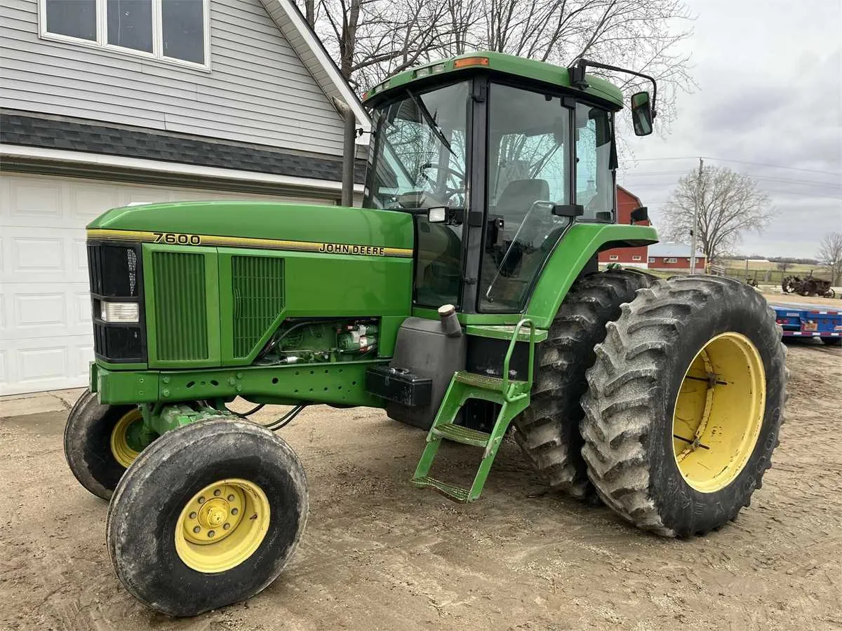 95 john deere 7600 tractor specs