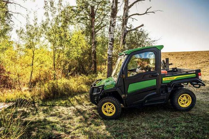 2019 john deere gator 4 man specs