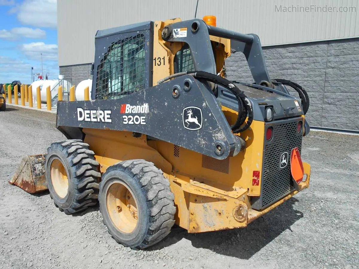 2015 john deere 320e specs