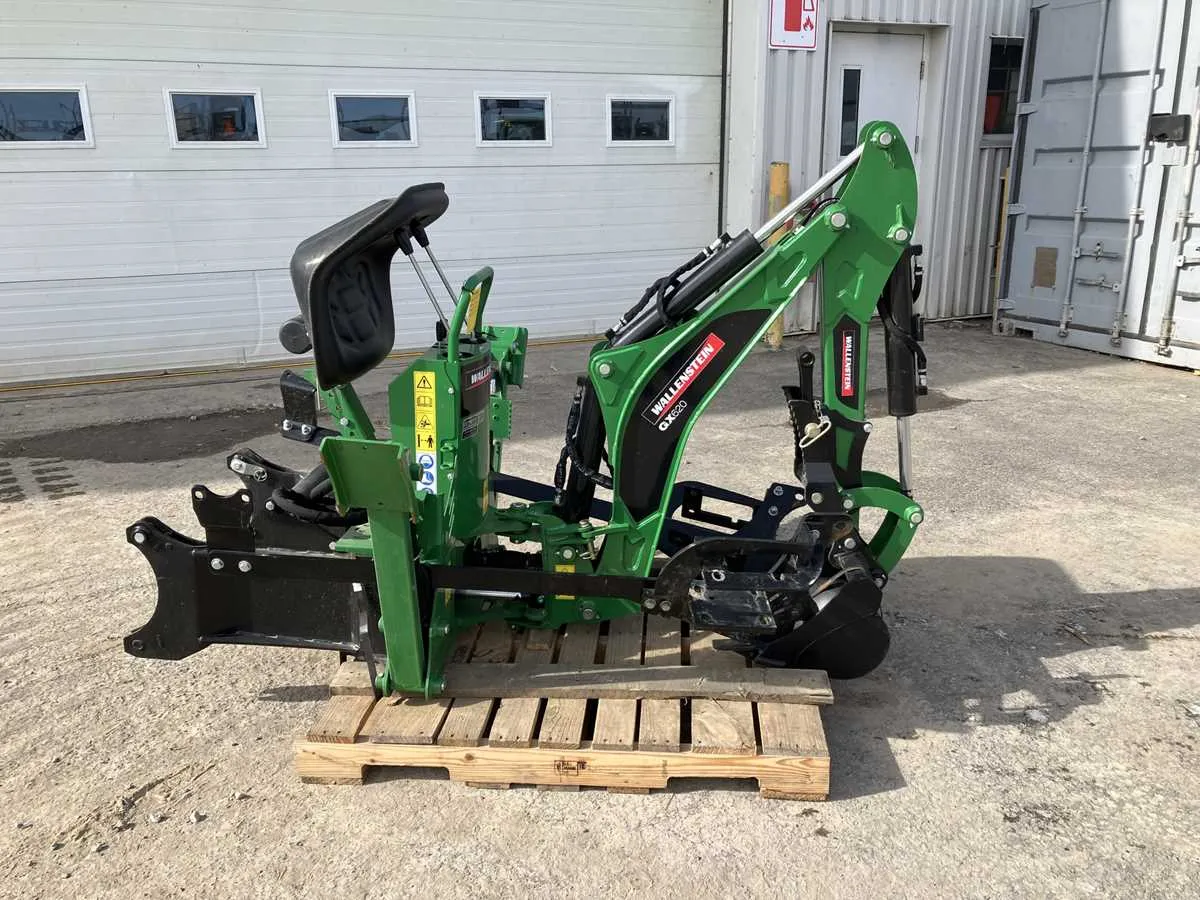 model 375 backhoe with 18 bucket scoop john deere spec