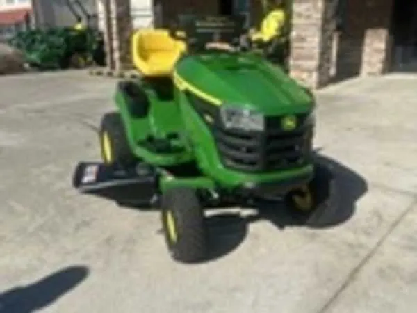 john deere e100 vs john deere s100 specs