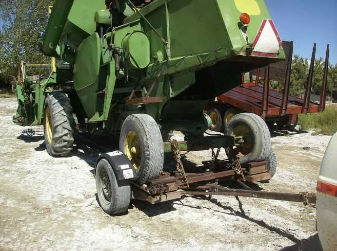 john deere 4400 specs combine