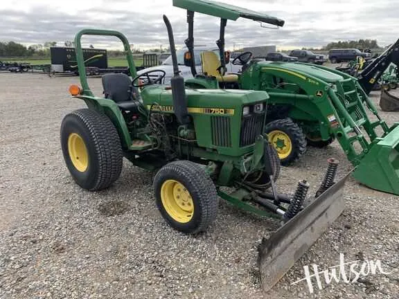 1985 john deere 750 specs