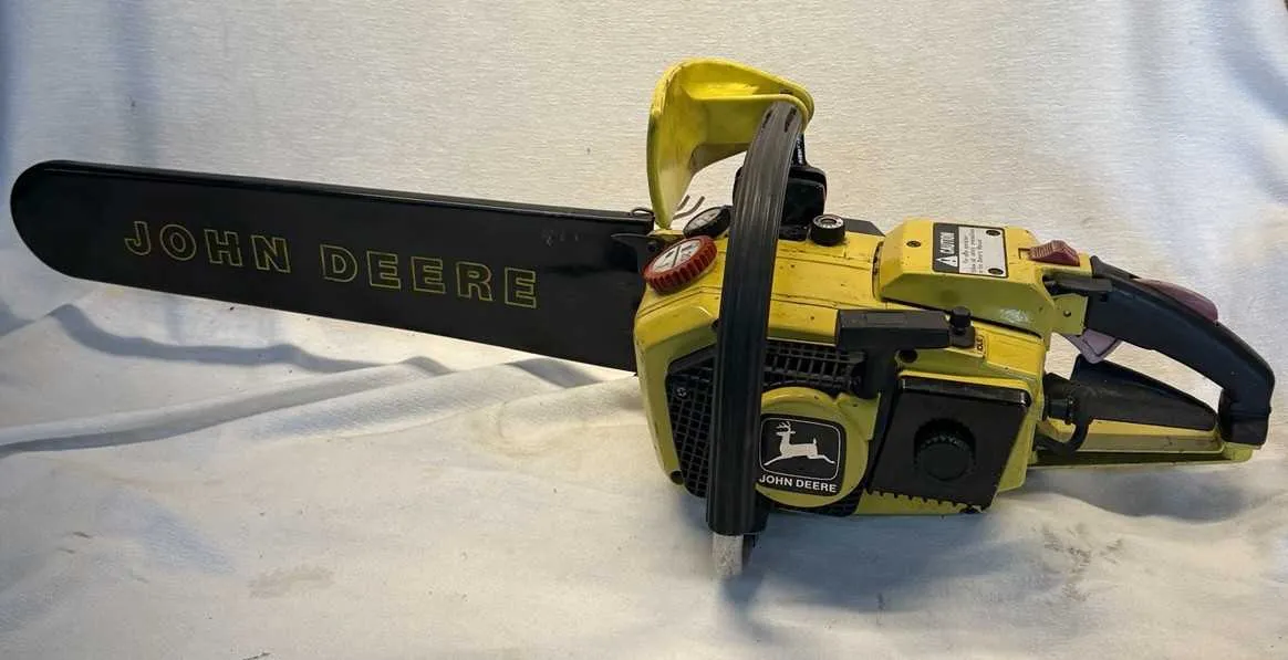 john deere 65 chain saw spec
