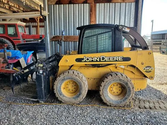 john deere 250 skid loader specs