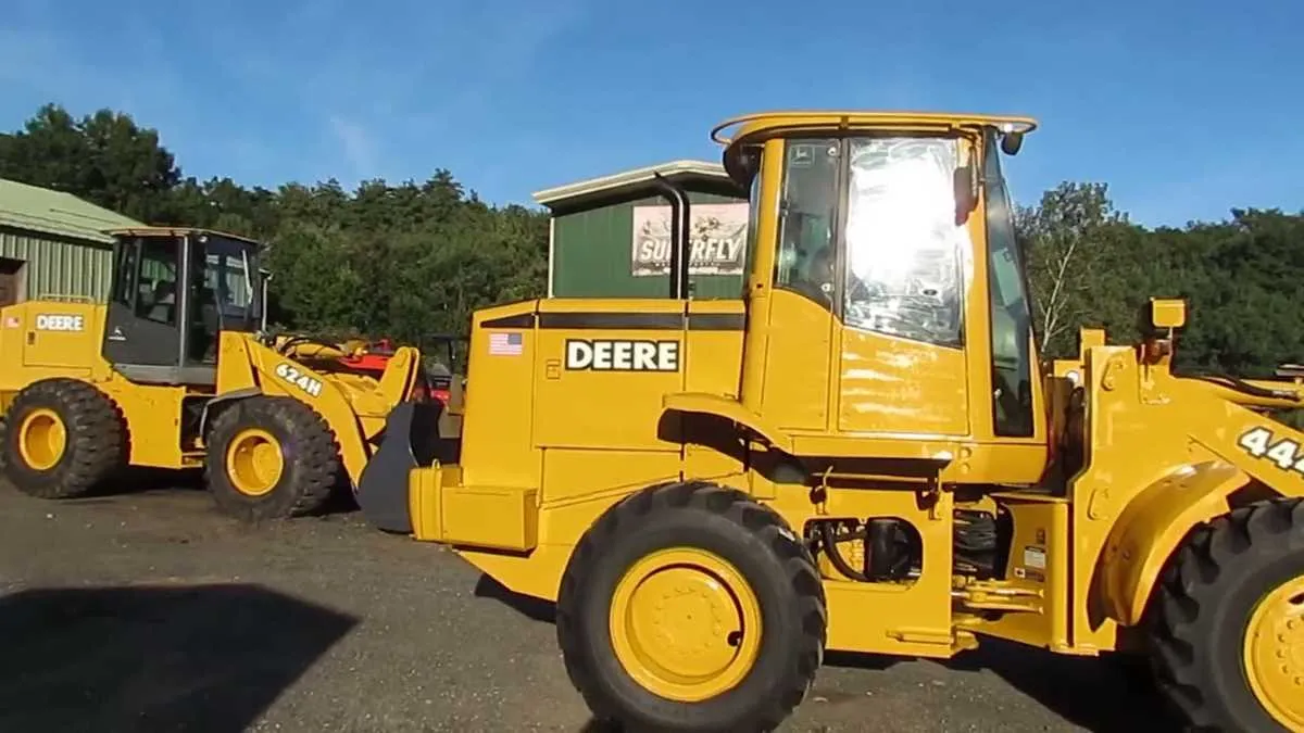 john deere 444h loader specs